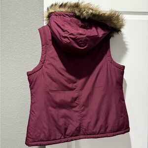 GAP Women's Maroon Vest with Faux Fur Hood
